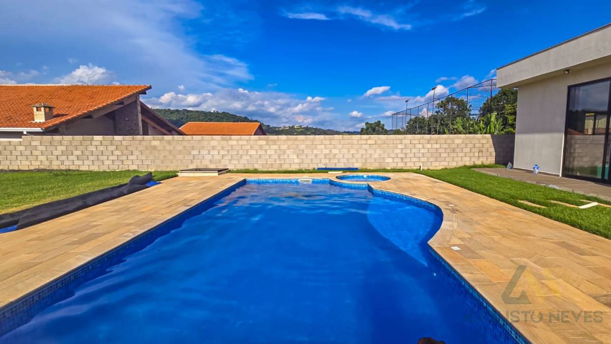  - Casa de condomínio à venda, com 1 quarto, 120m²