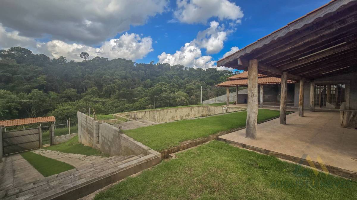 Chácara à venda com 2 quartos, 150m² - Cristal,Mairinque